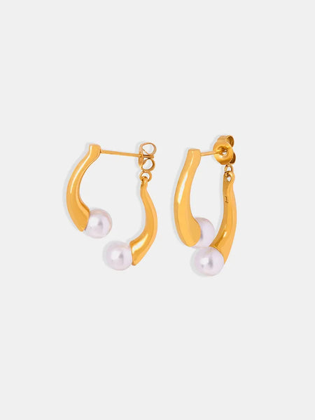 Elegant split design with high gloss pearl inlay simple titanium steel gold-plated earrings