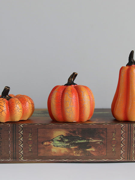 New Halloween Pumpkin Lantern Simulation Pumpkin LED Candle Lamp Resin Luminous Pumpkin